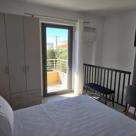 Village Boutique Residences *