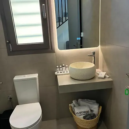 Village Boutique Residences *