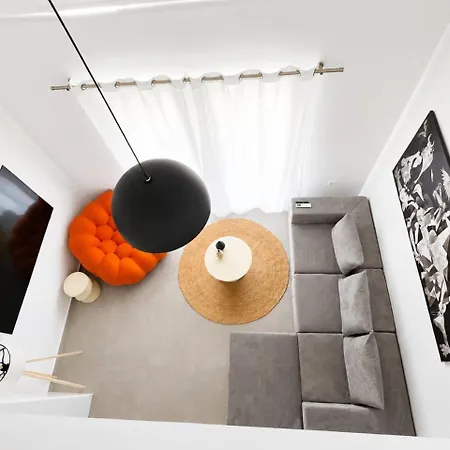 Village Boutique Residences *
